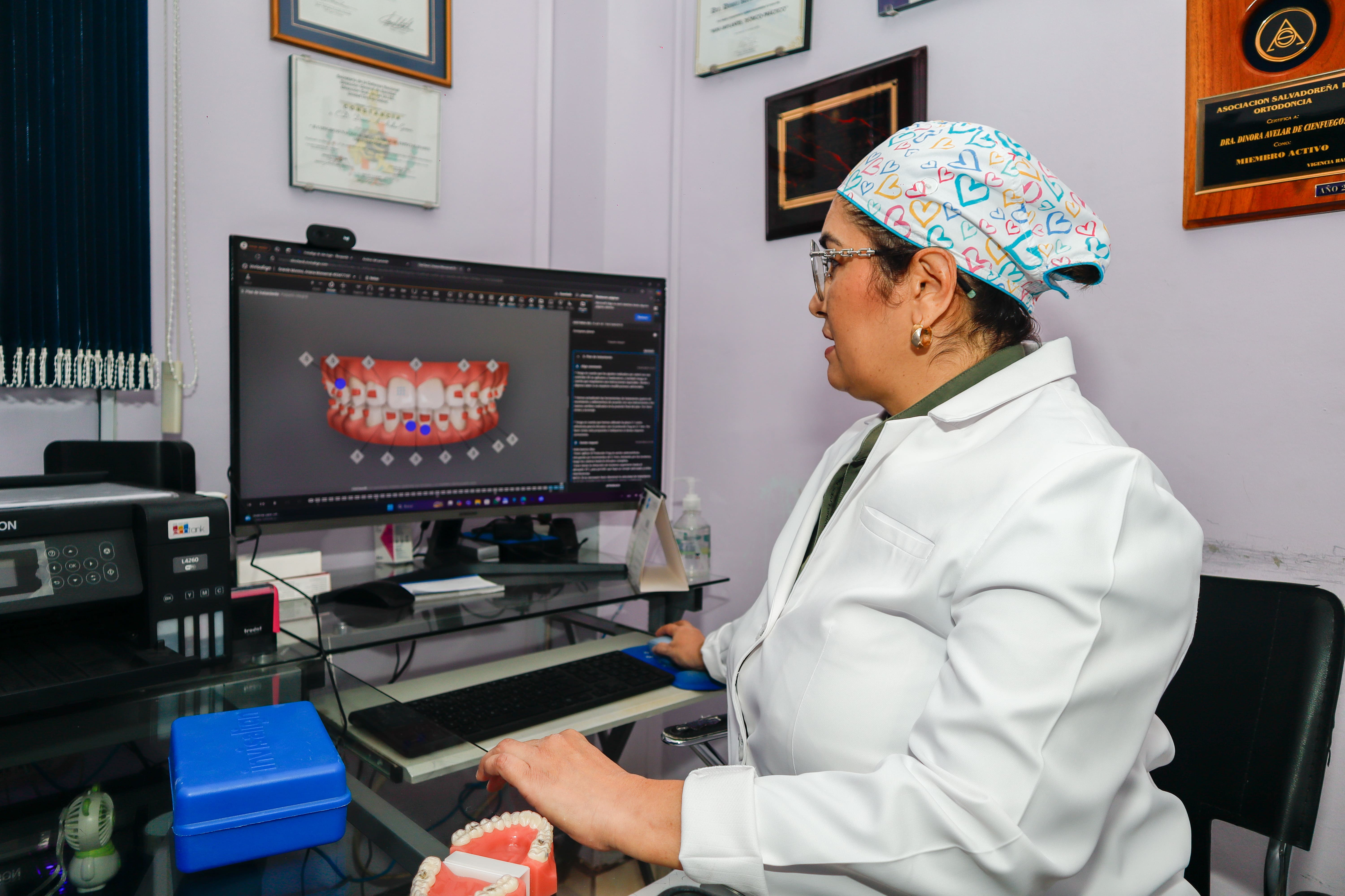 Diseño de Sonrisa Mediante Ortodoncia y Odontología Estética