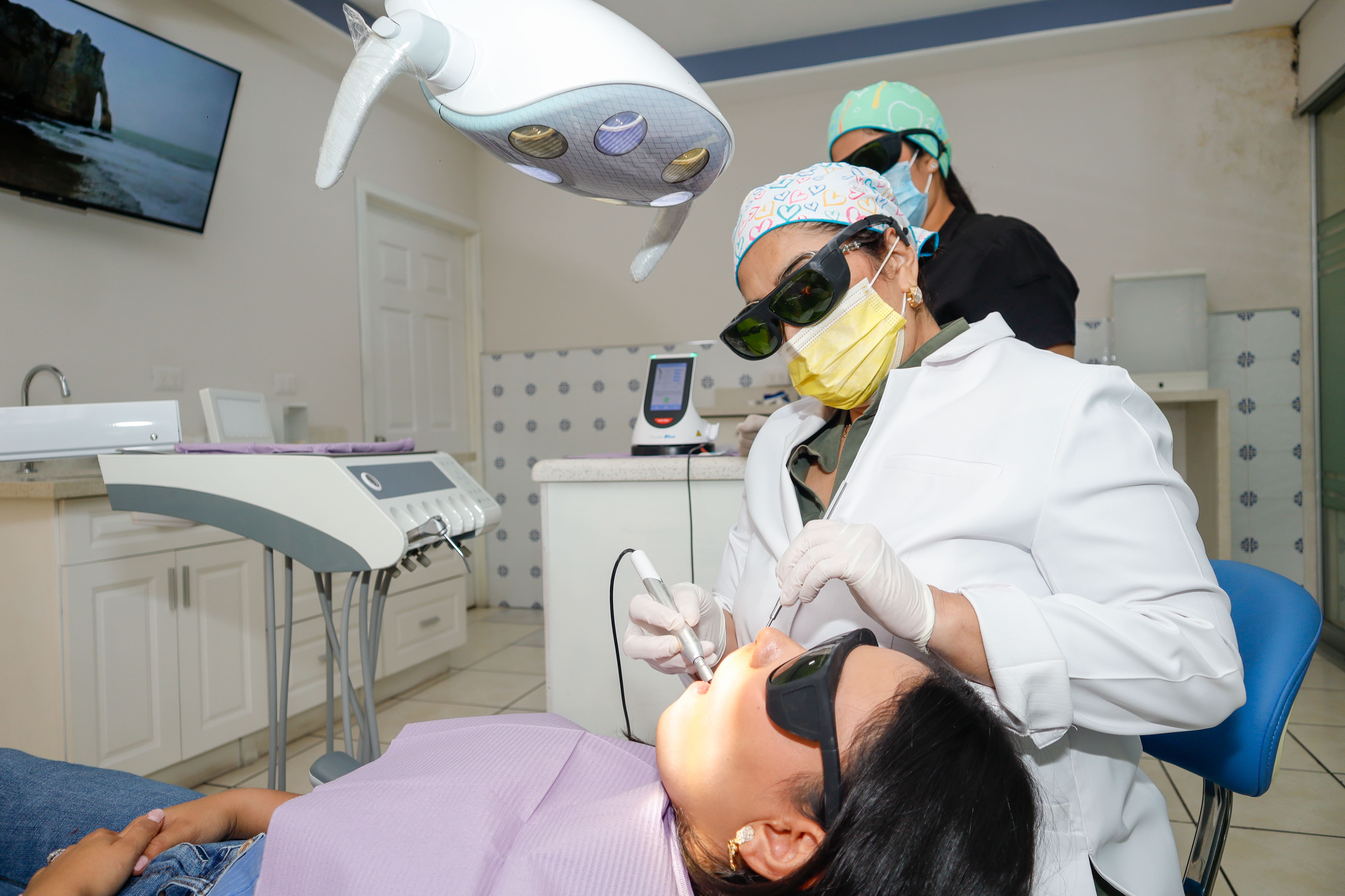 Blanqueamiento con Láser Dental