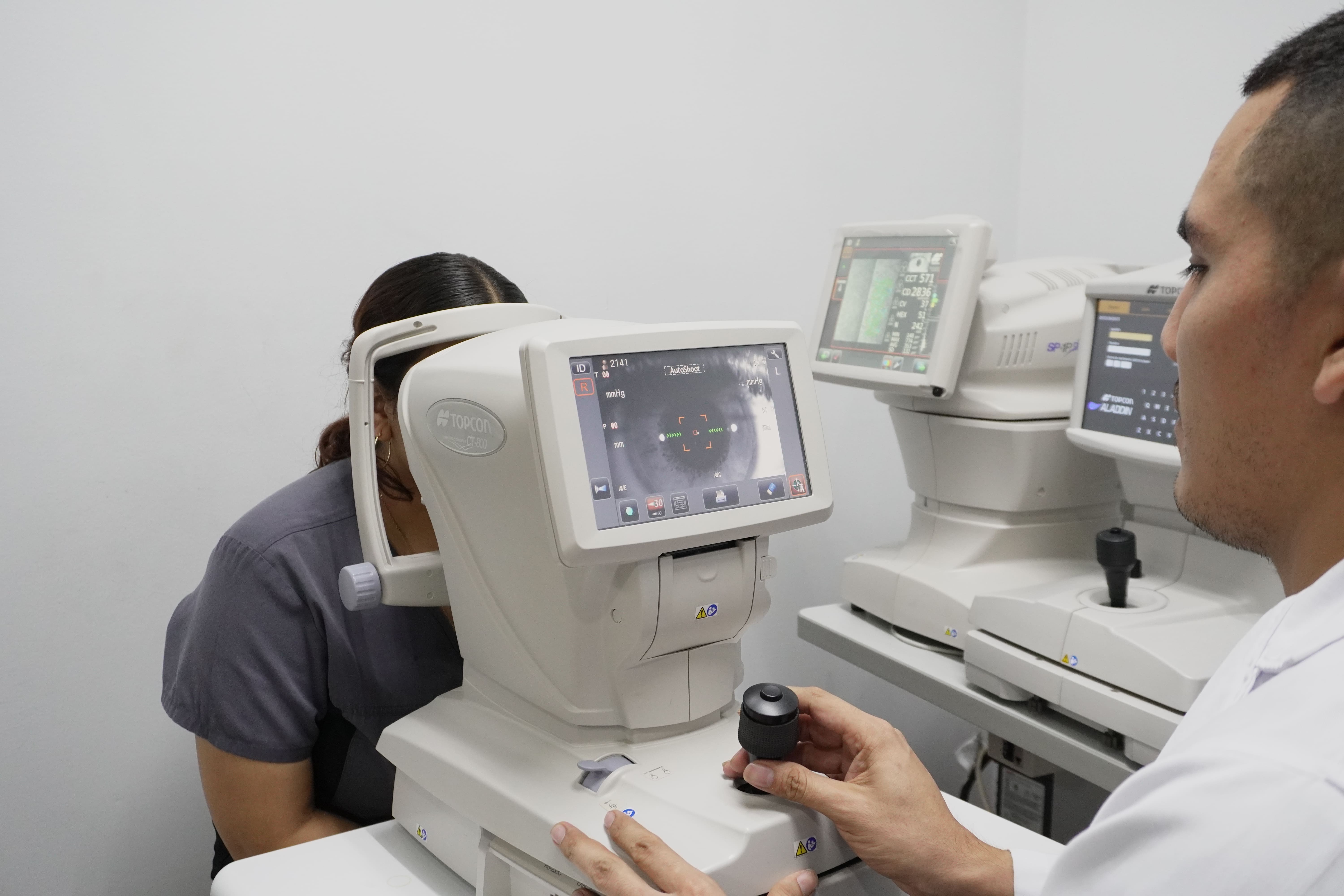 Biometría Ocular, Microscopía Especular, Tonometría